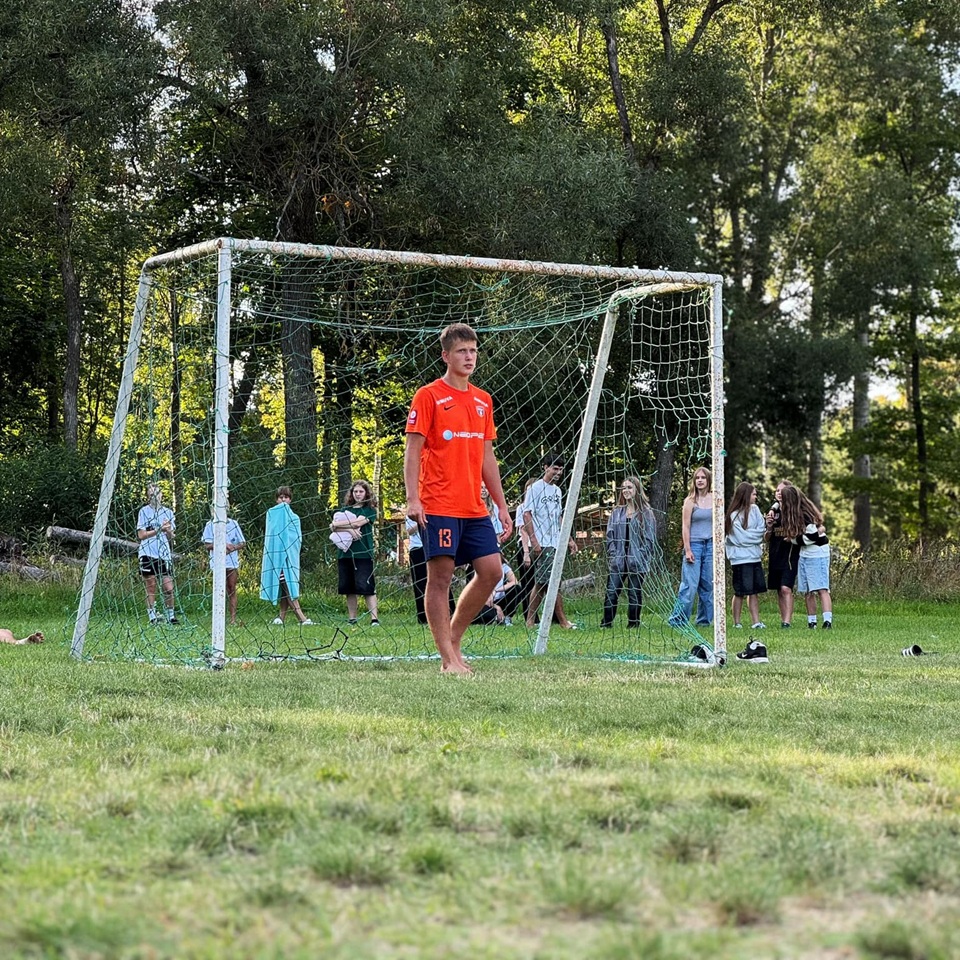 Futbolas vaikų stovykloje